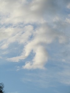 Wolkenfrau tanzt